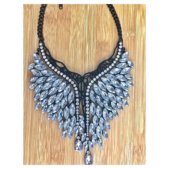 Crystal Choker Statement Necklace - Picture 3 of 7
